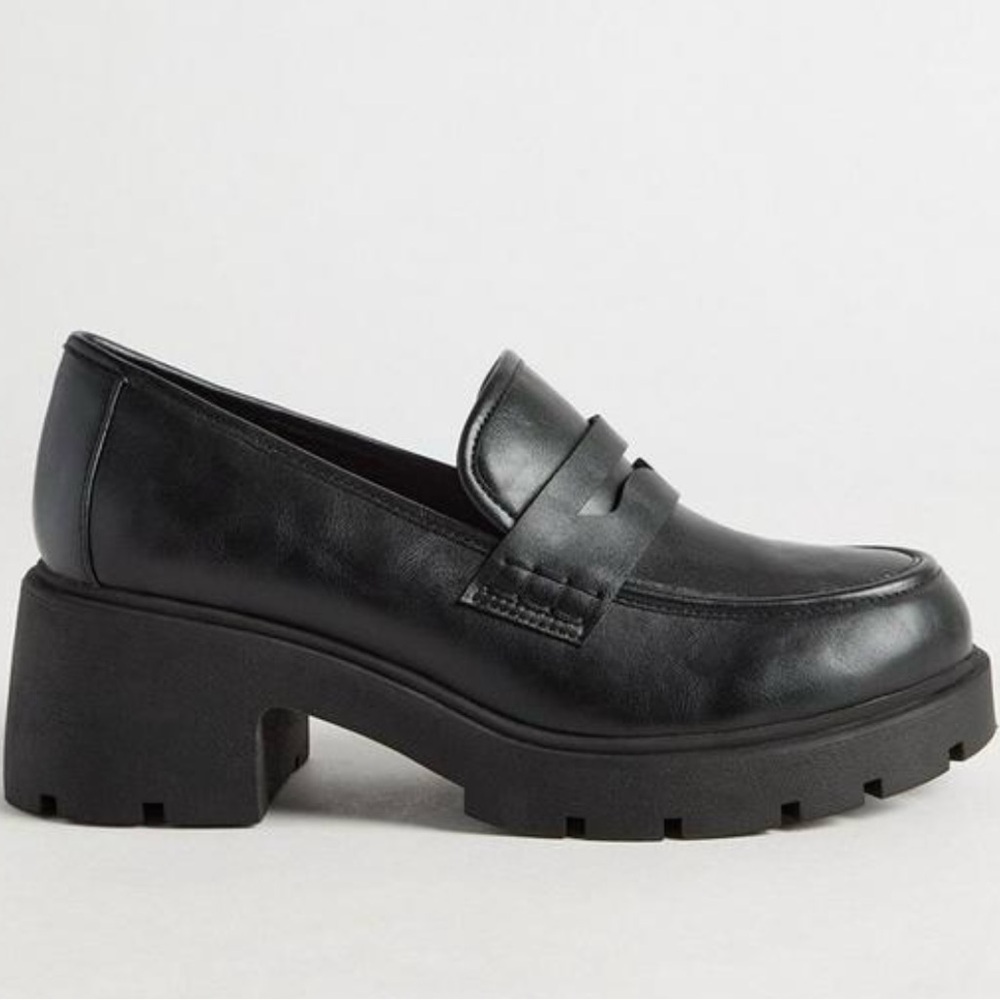 Torrid Lug Sole Loafer 8ww